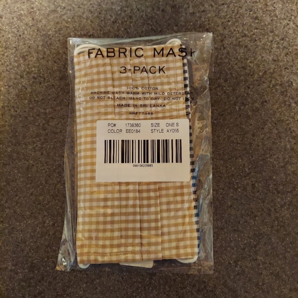 J. CREW non-medical face masks Set Of 3 Neutral Checks and Stripes BNWT 1 Left
